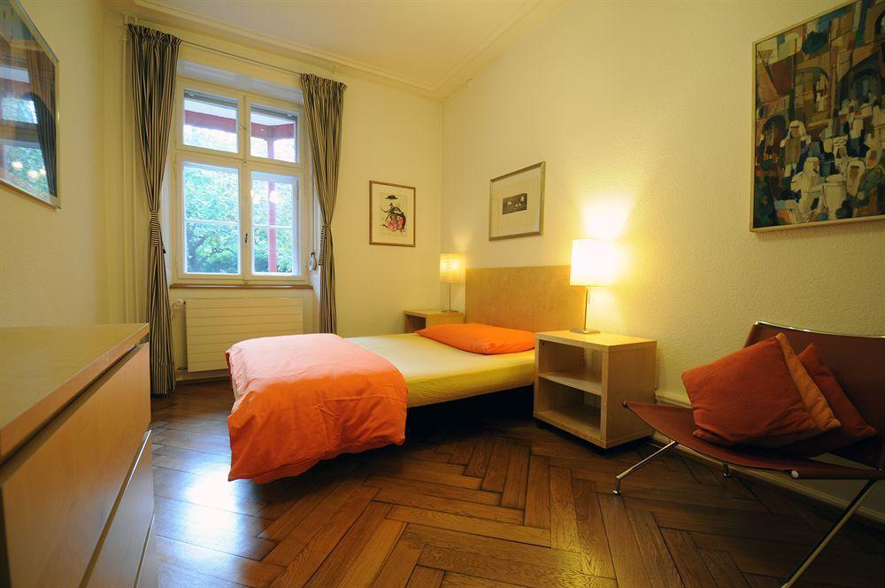 Unique Serviced Living @ Airport Line Bázel Kültér fotó