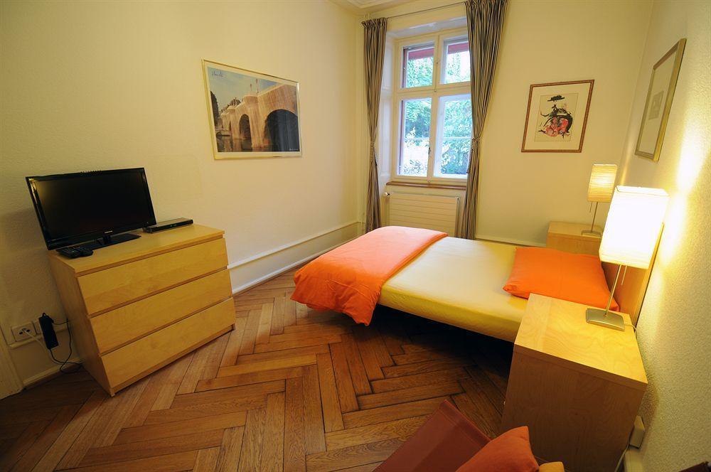 Unique Serviced Living @ Airport Line Bázel Kültér fotó