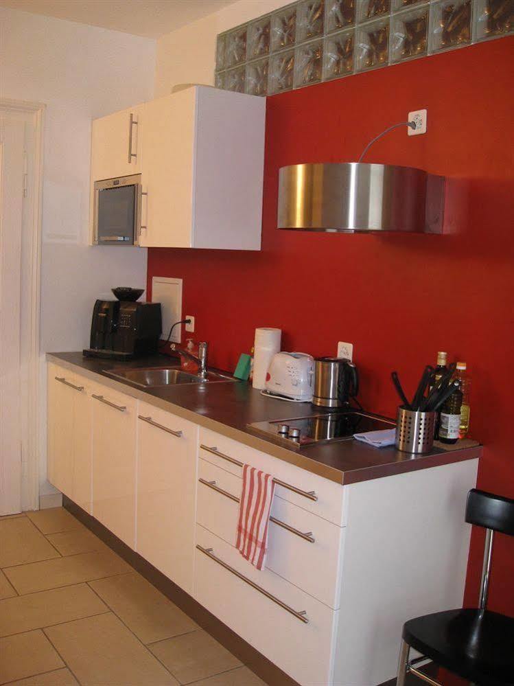Unique Serviced Living @ Airport Line Bázel Kültér fotó