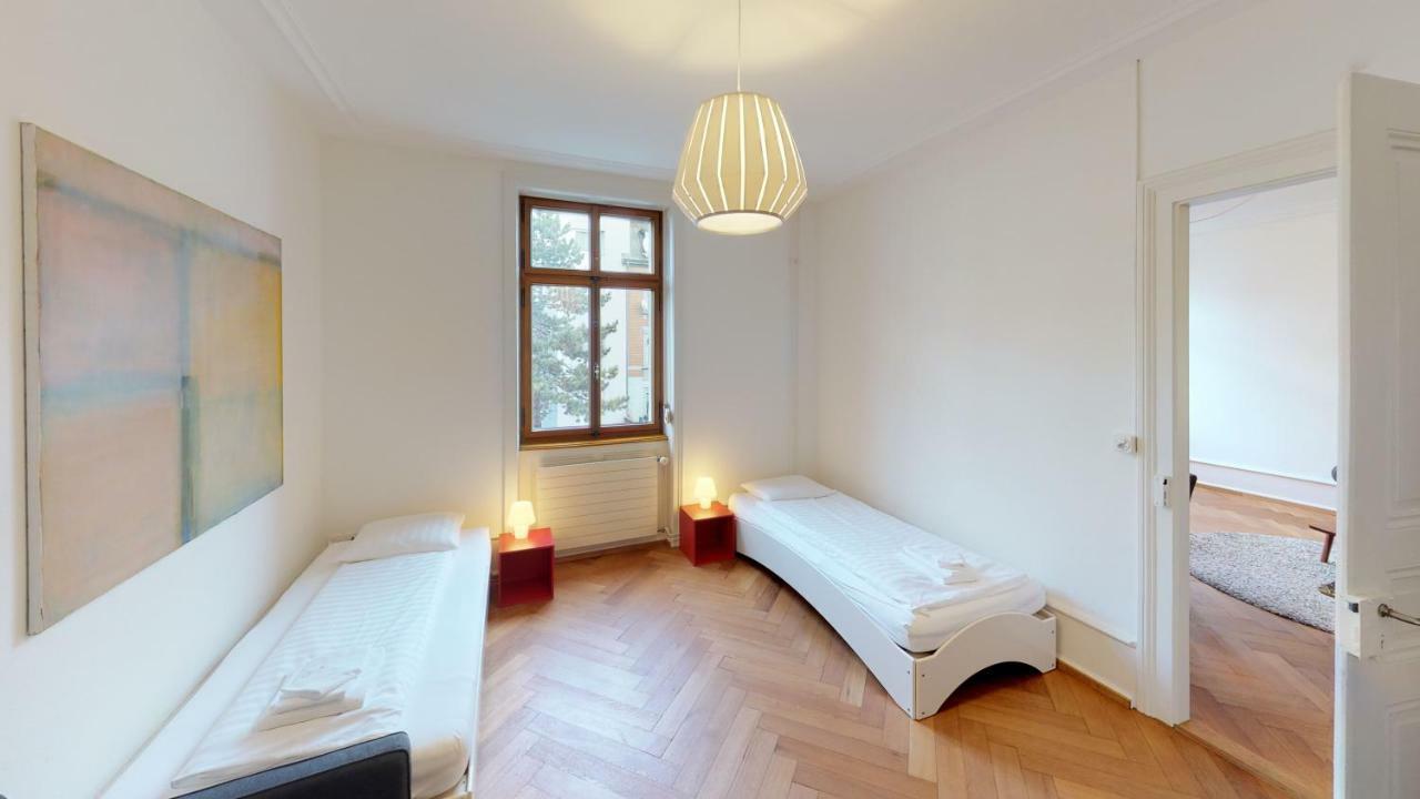 Unique Serviced Living @ Airport Line Bázel Kültér fotó